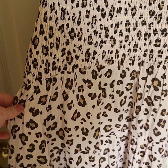 American Eagle Outfitters Blush and Brown Leopard Smocked Sundress - Picture 3 of 5